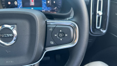 Volvo XC40 2.0 B4P Ultra Dark 5dr Auto Petrol Estate